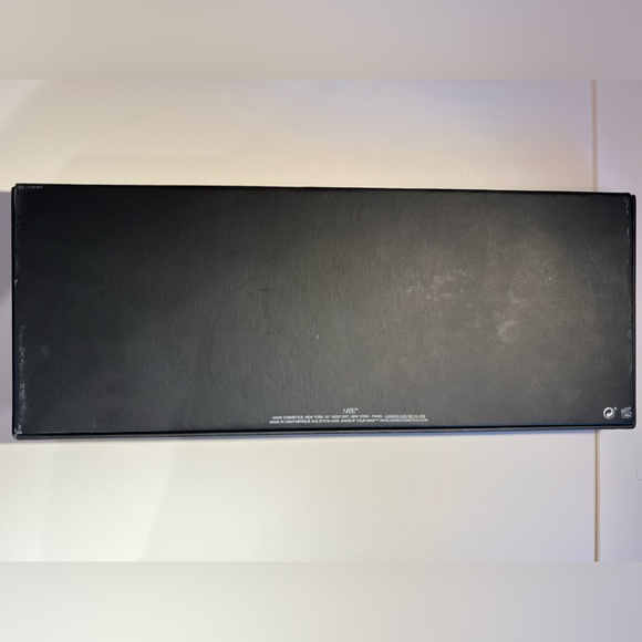 NARS 13 PIECE VELVET LIP GLIDE COLLECTORS SET - Picture 6 of 8